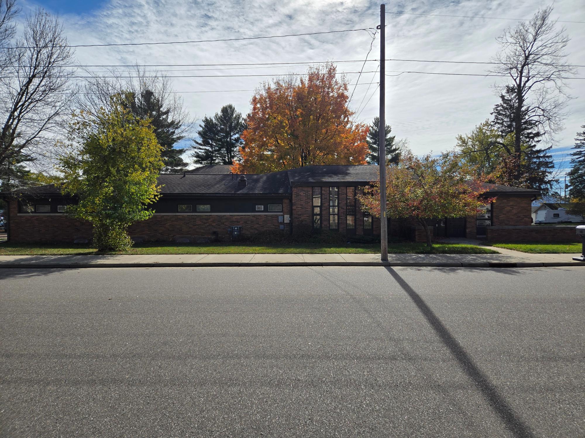 502 E Division St, Eagle River, WI 54521 — photo 2