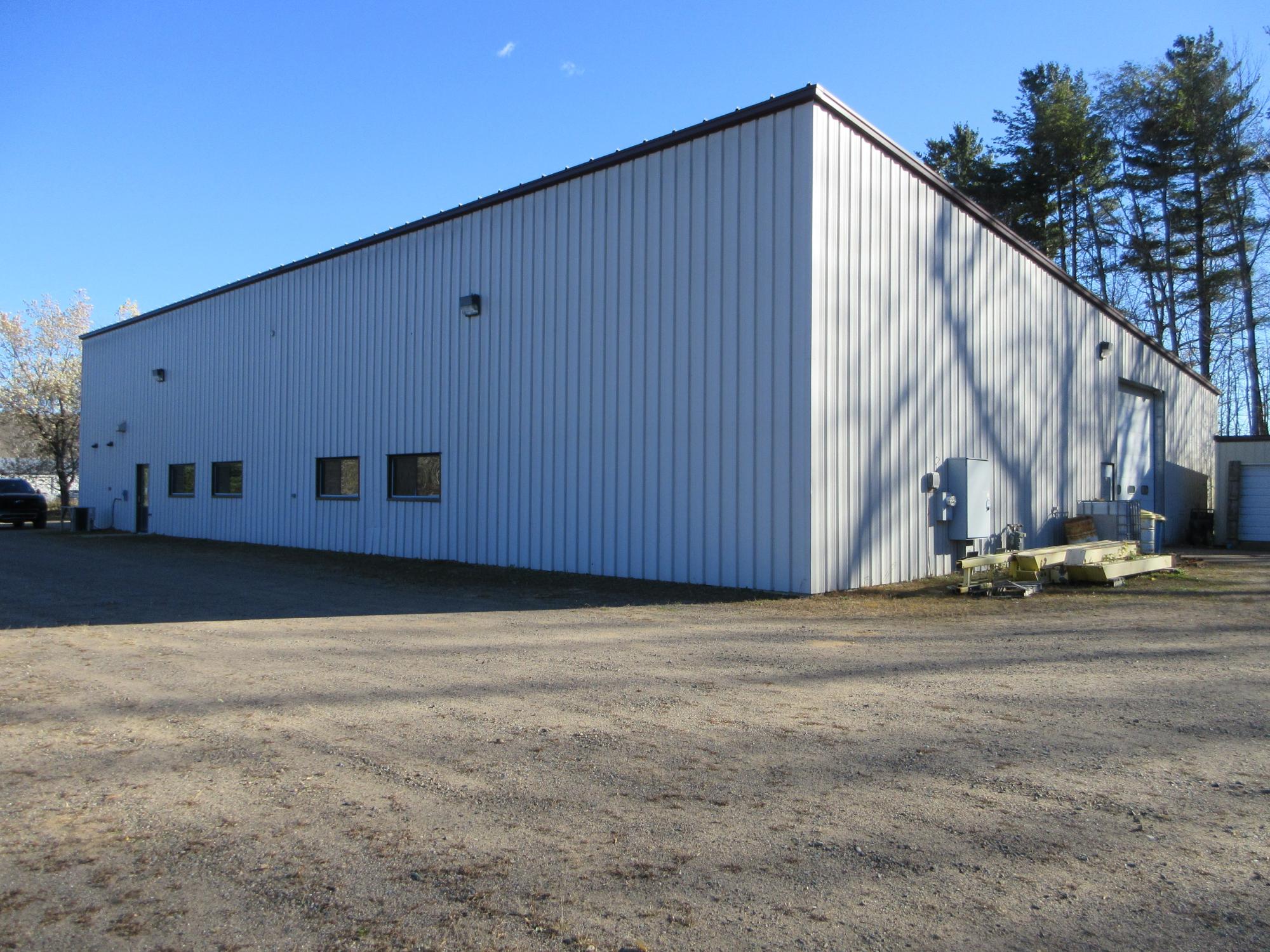 600 Industrial Park Rd — photo