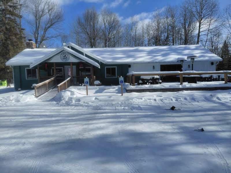 216 Shore Dr S — photo