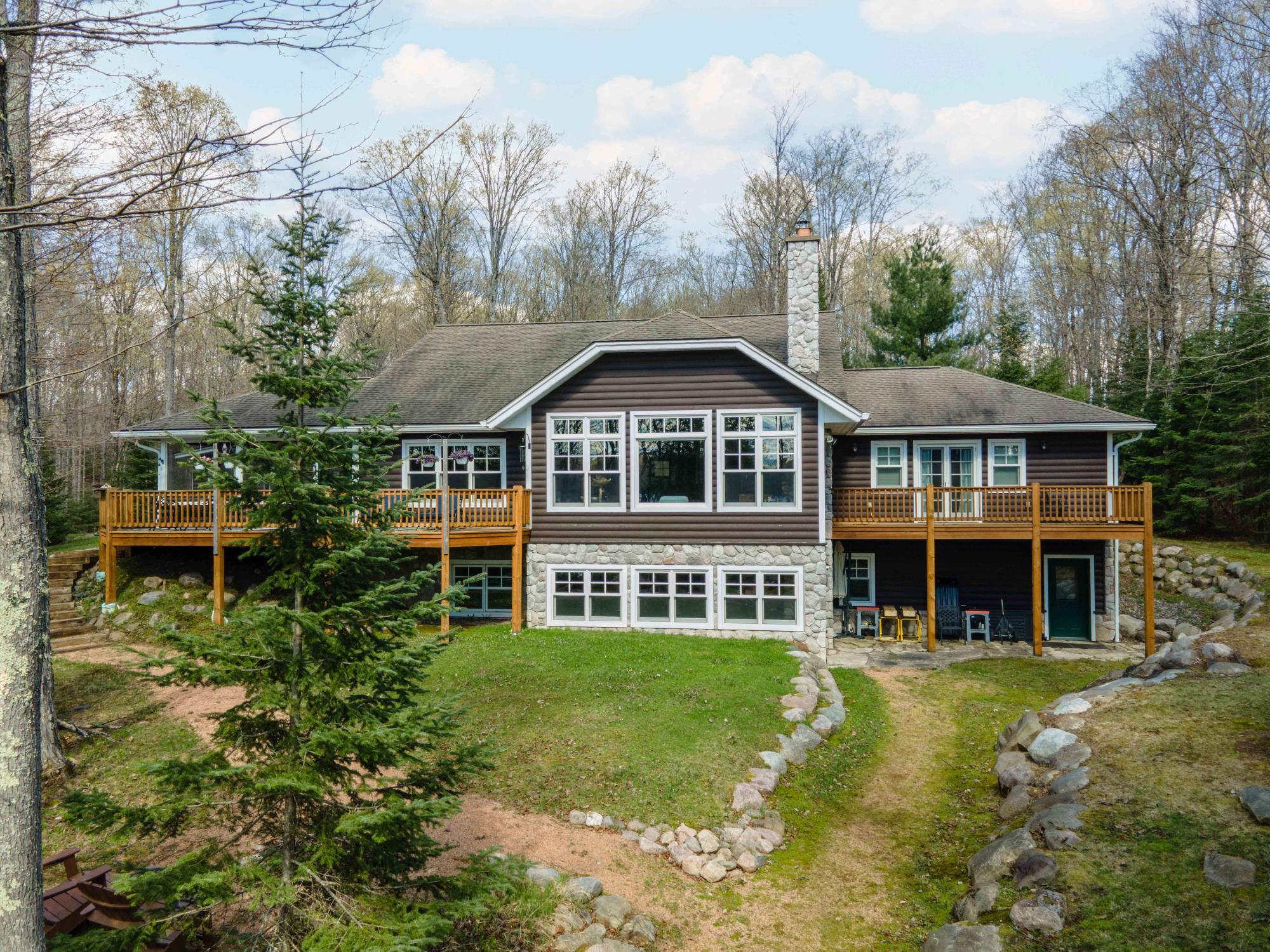 163 Homan Lake Rd — photo