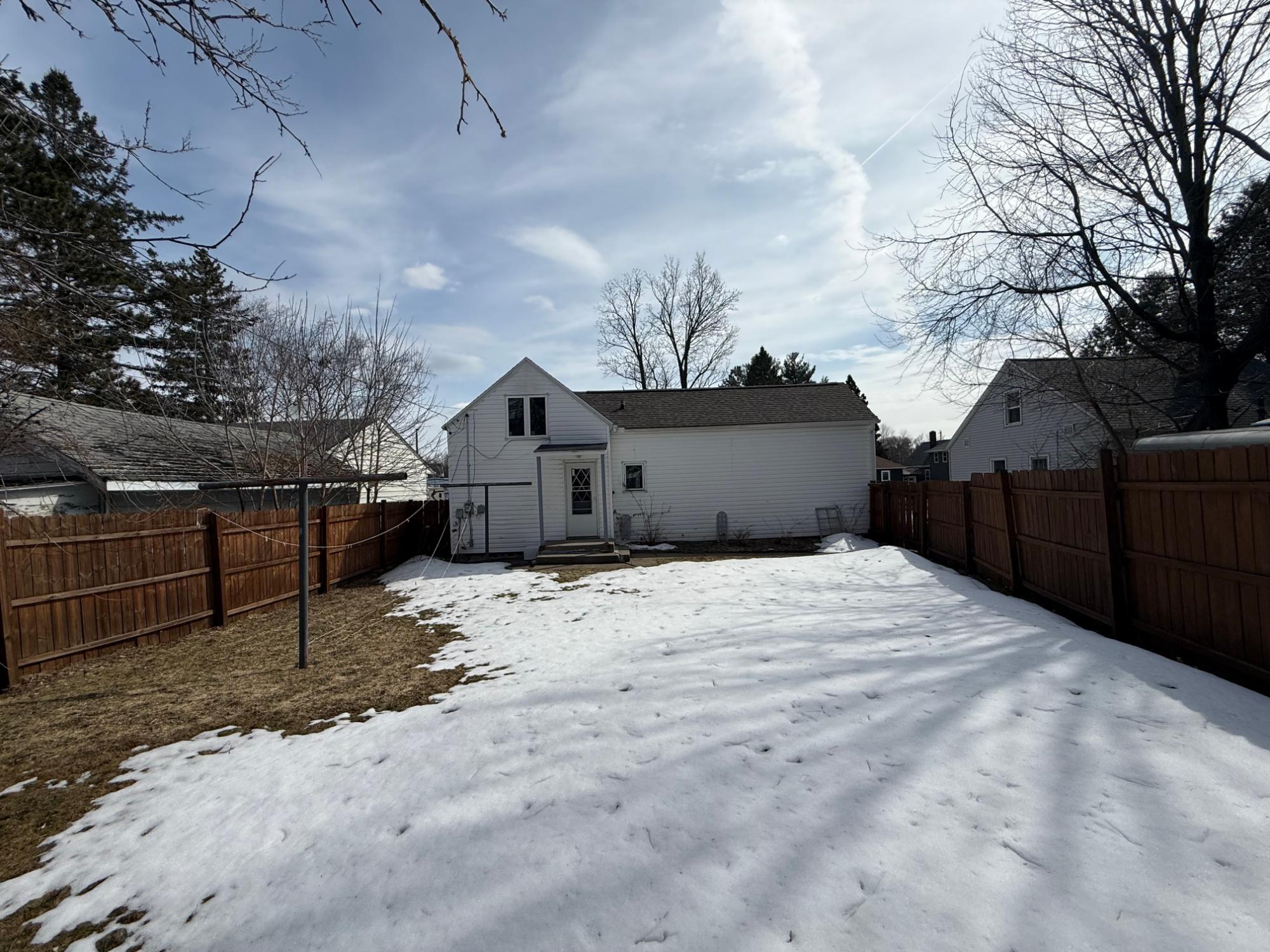 715 N Stevens St, Rhinelander, WI 54501 — photo 2
