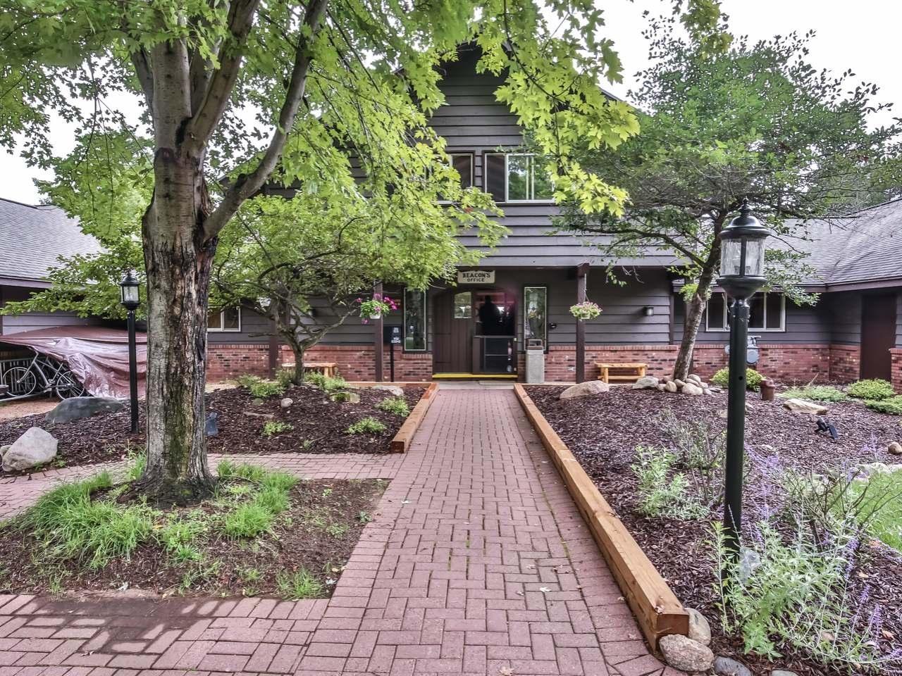 8250 Northern Rd 349 — photo