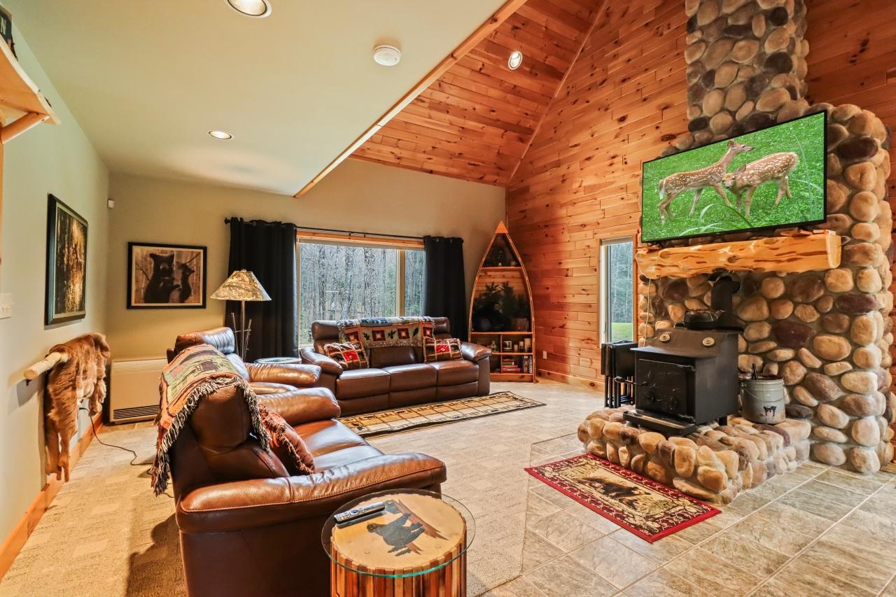 5550 Sugar Maple Road, Phelps, WI 54554