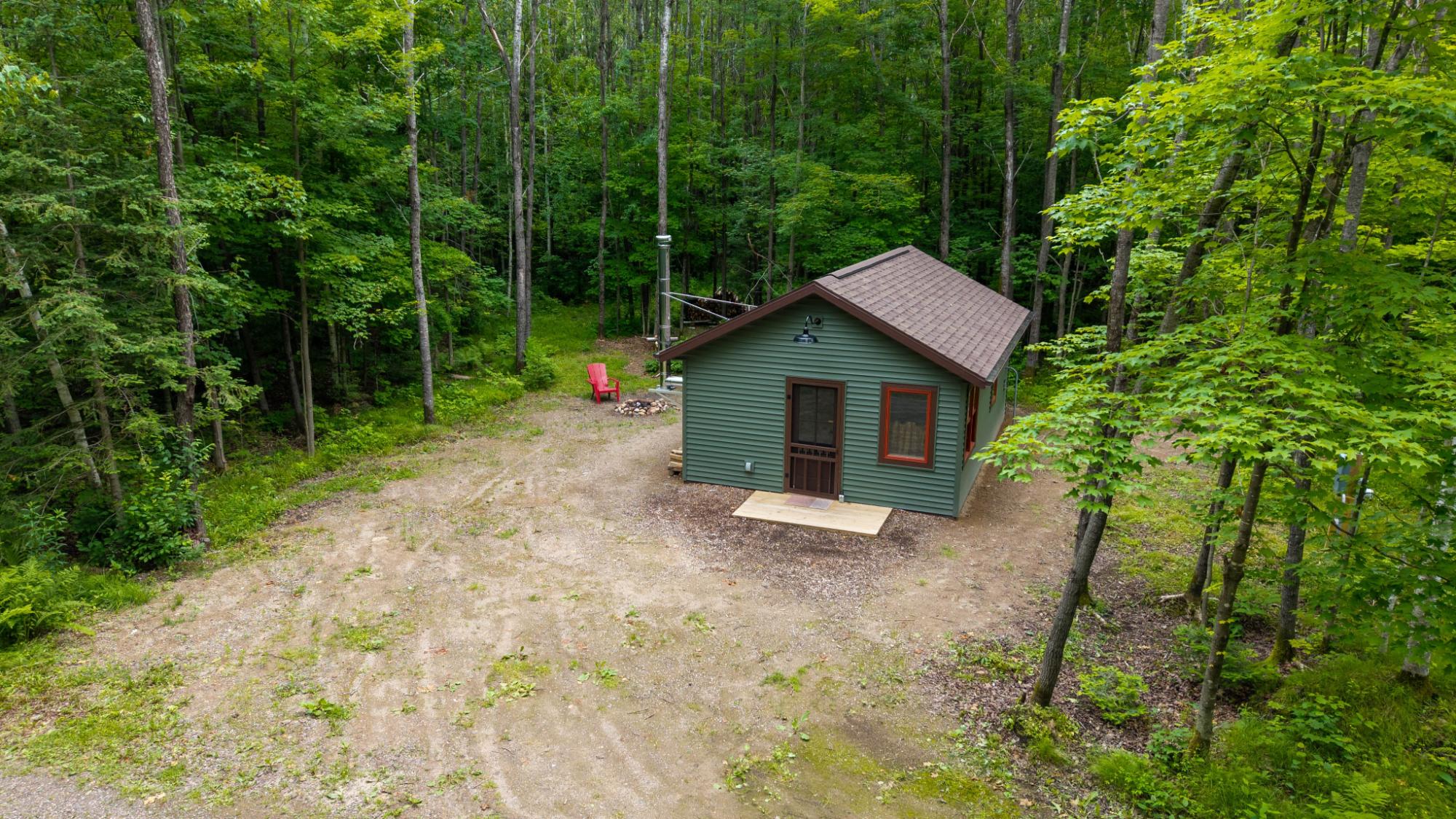 7552 Tee Lake Rd — photo