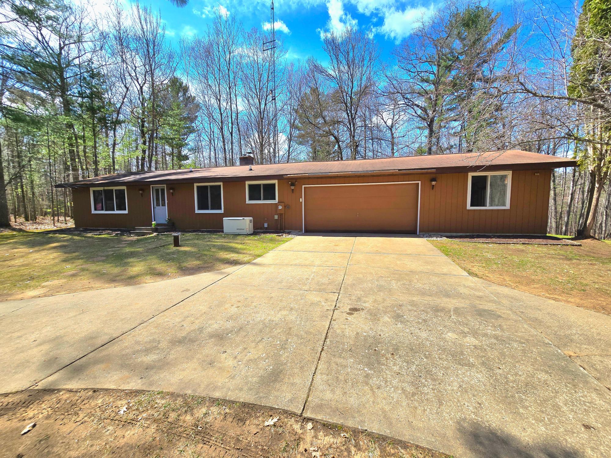 1145 Everett Rd — photo