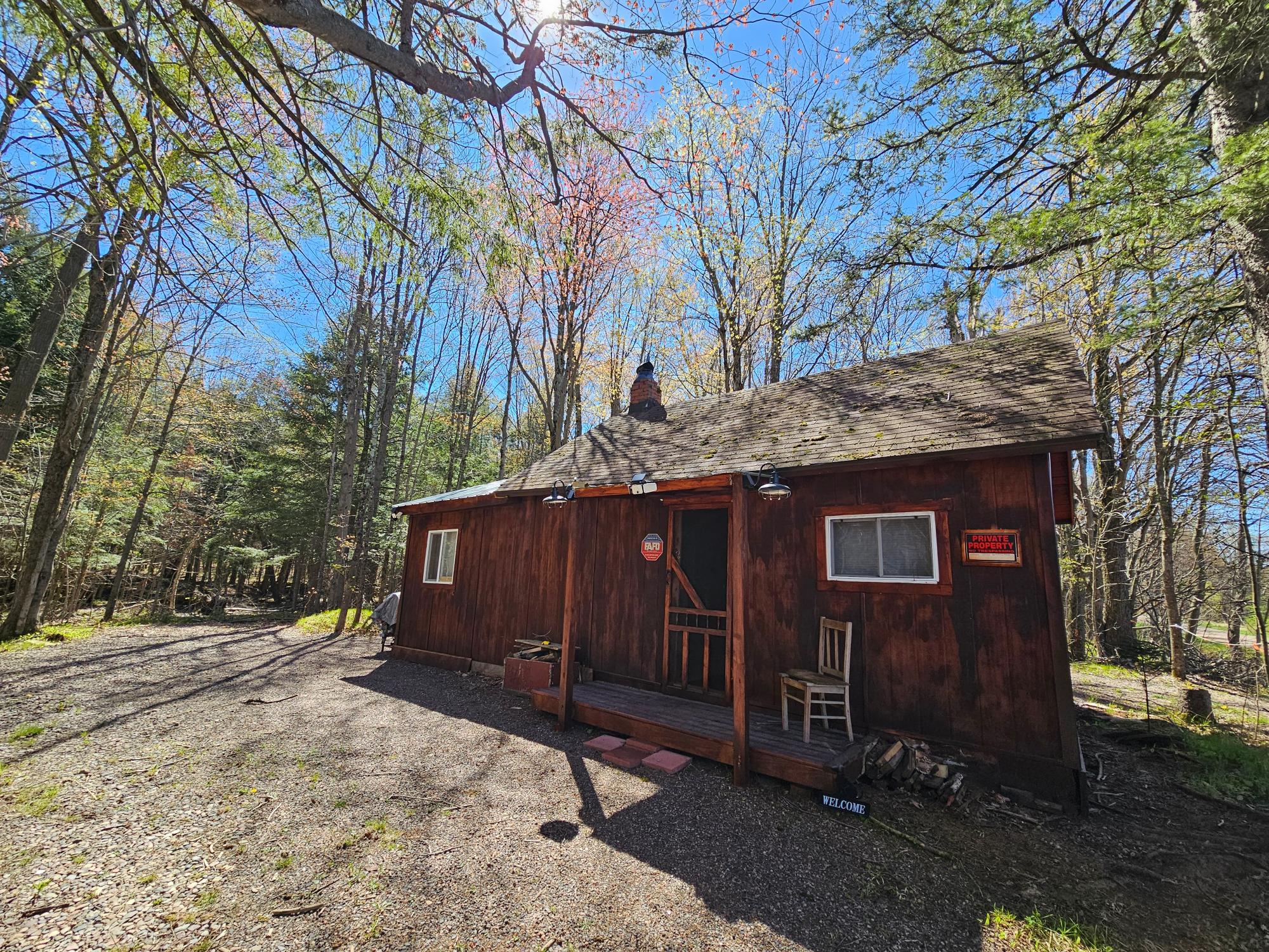 2122 Forest Dr W — photo