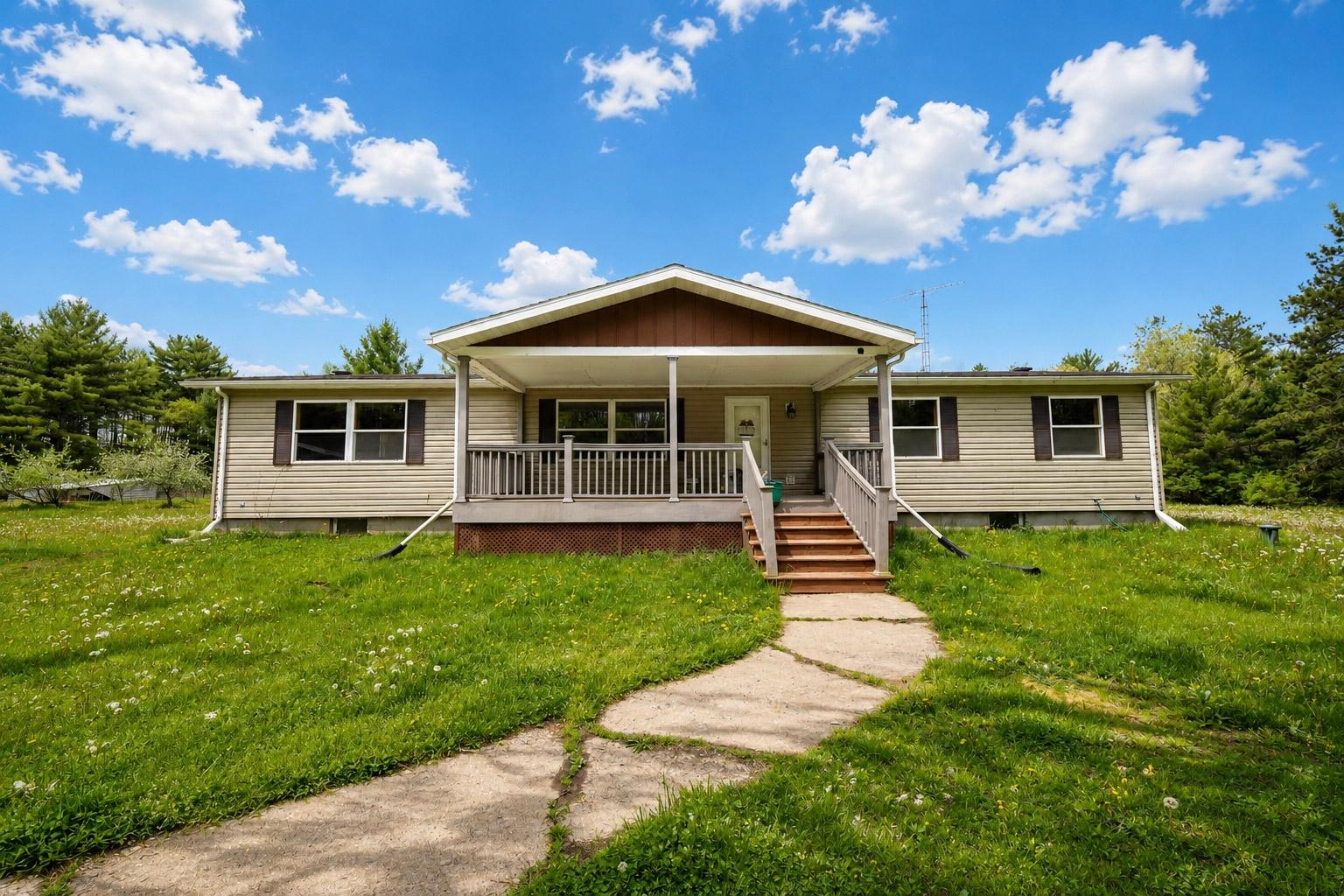 N768 Center Rd, Merrill, WI 54452