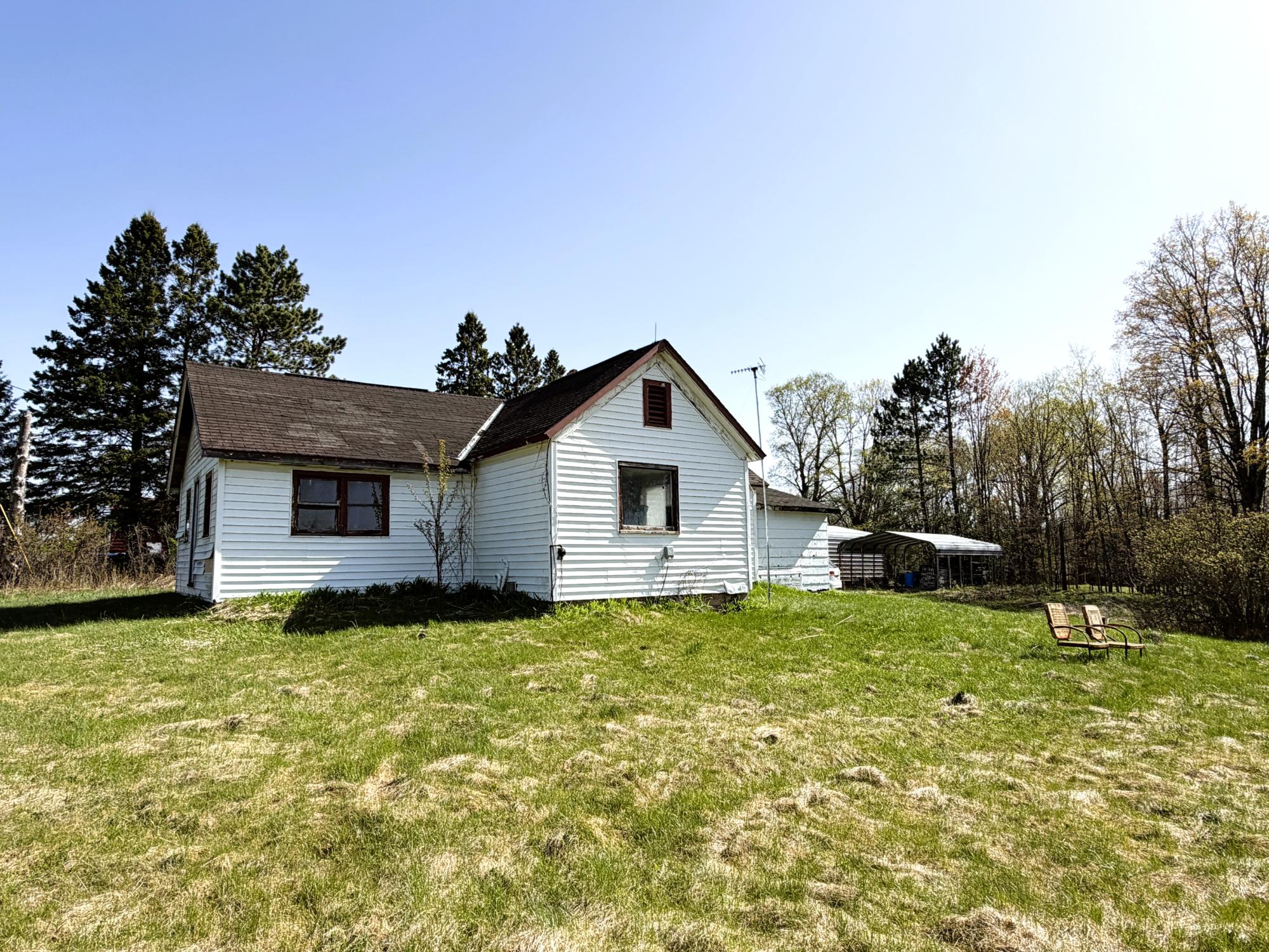 W8050 Cross Rd, Butternut, WI 54514 — photo 2