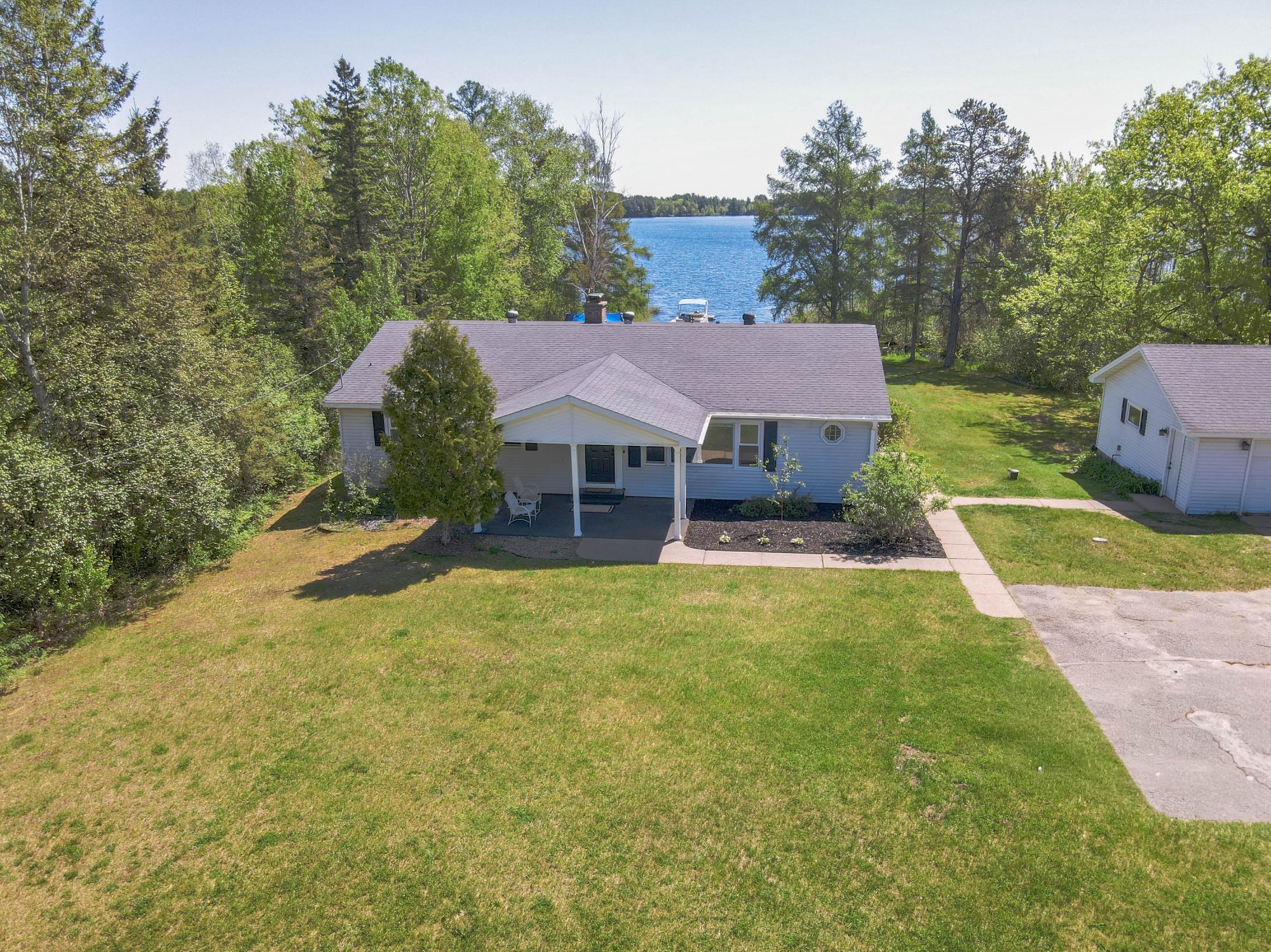 4186 Hwy 17 — photo