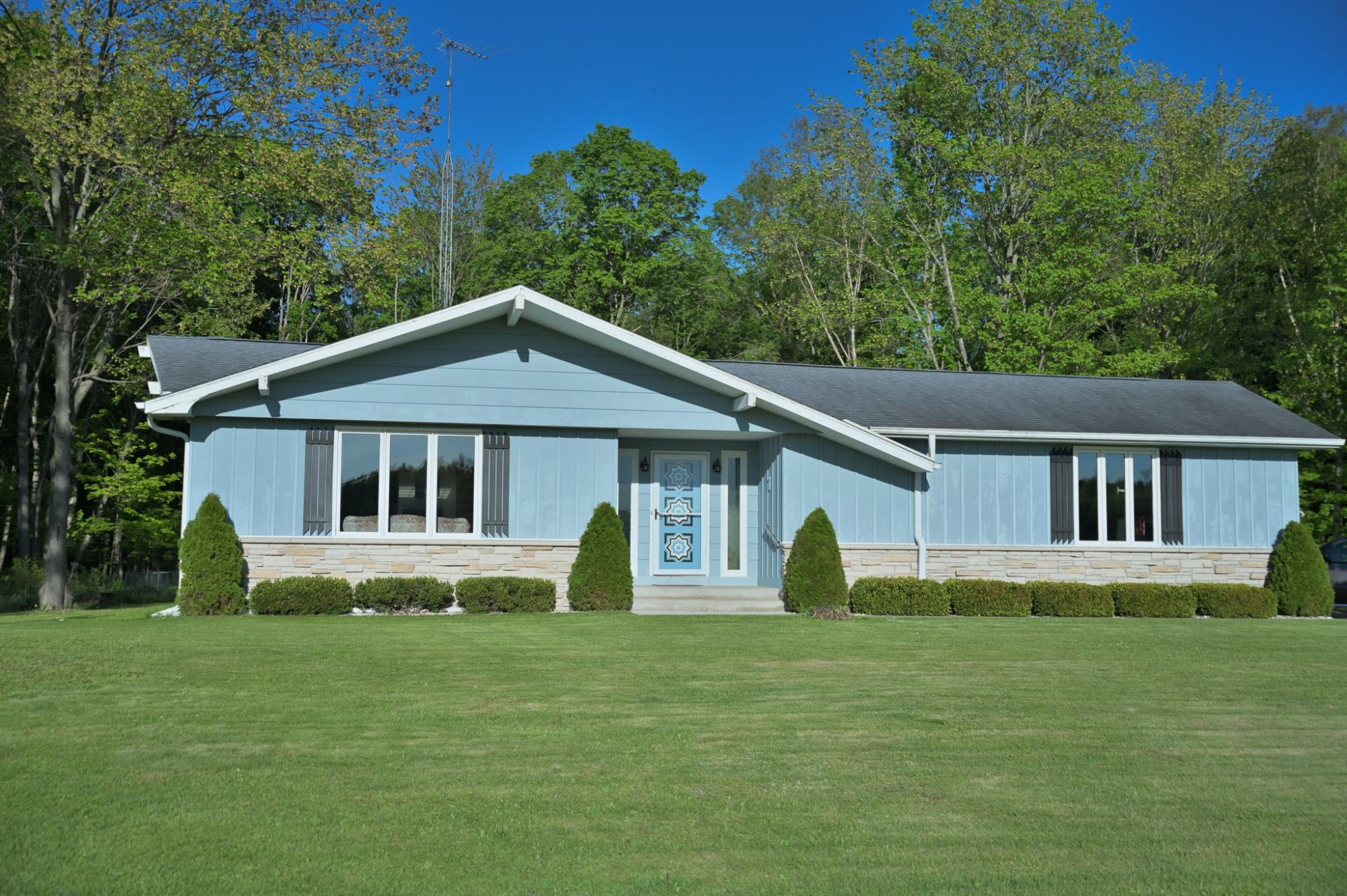 N5103 Rosedale Rd, Deerbrook, WI 54424