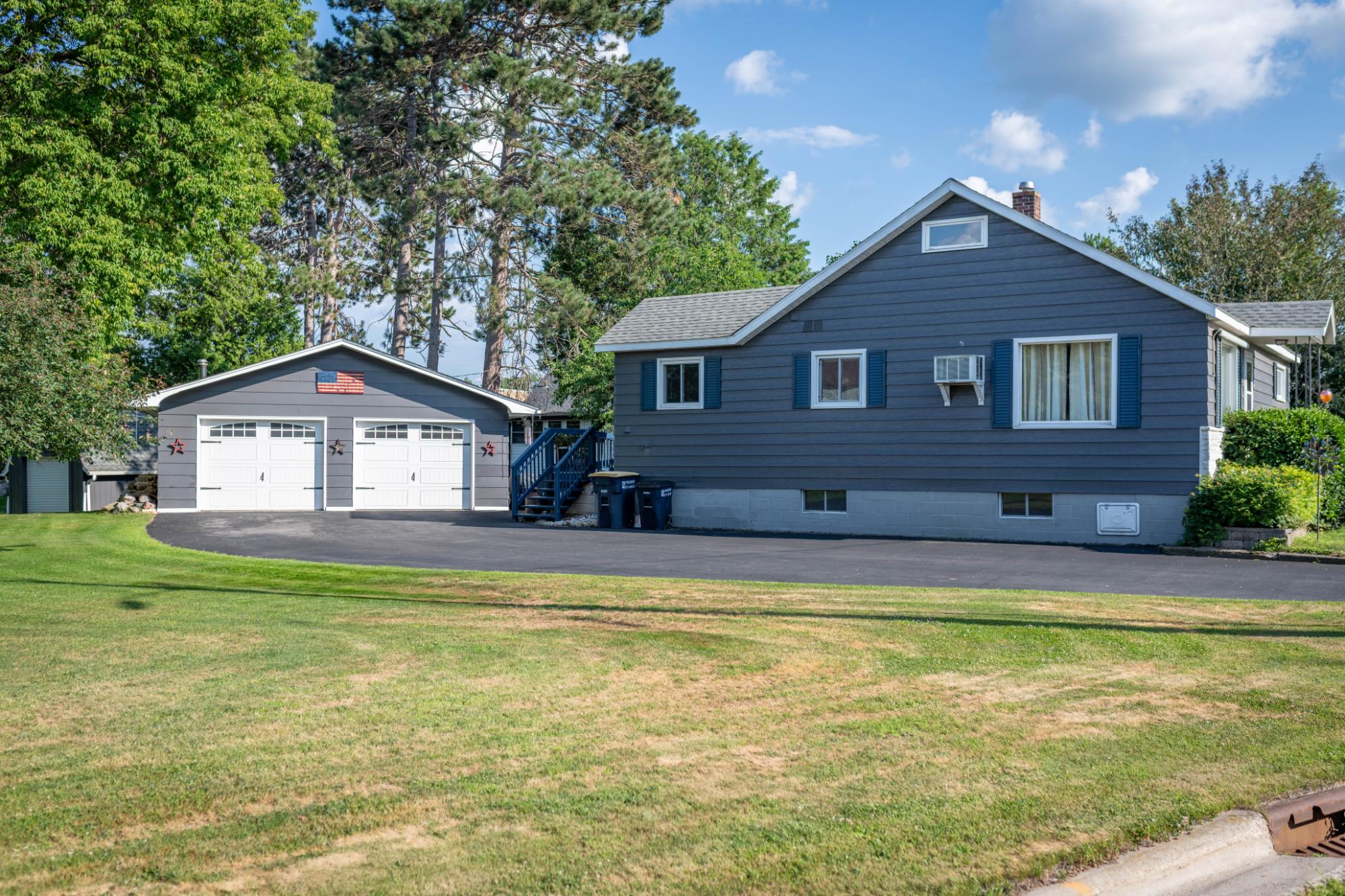 512 N Pelham St, Rhinelander, WI 54501 — photo 2