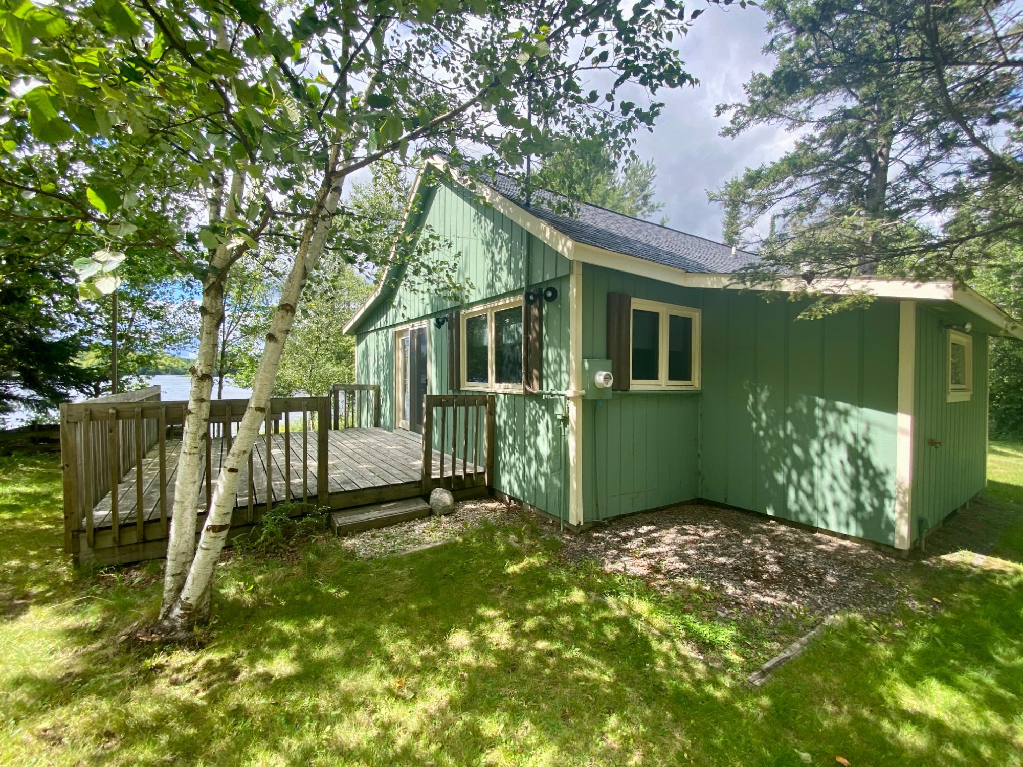 8195 E Bay Rd — photo