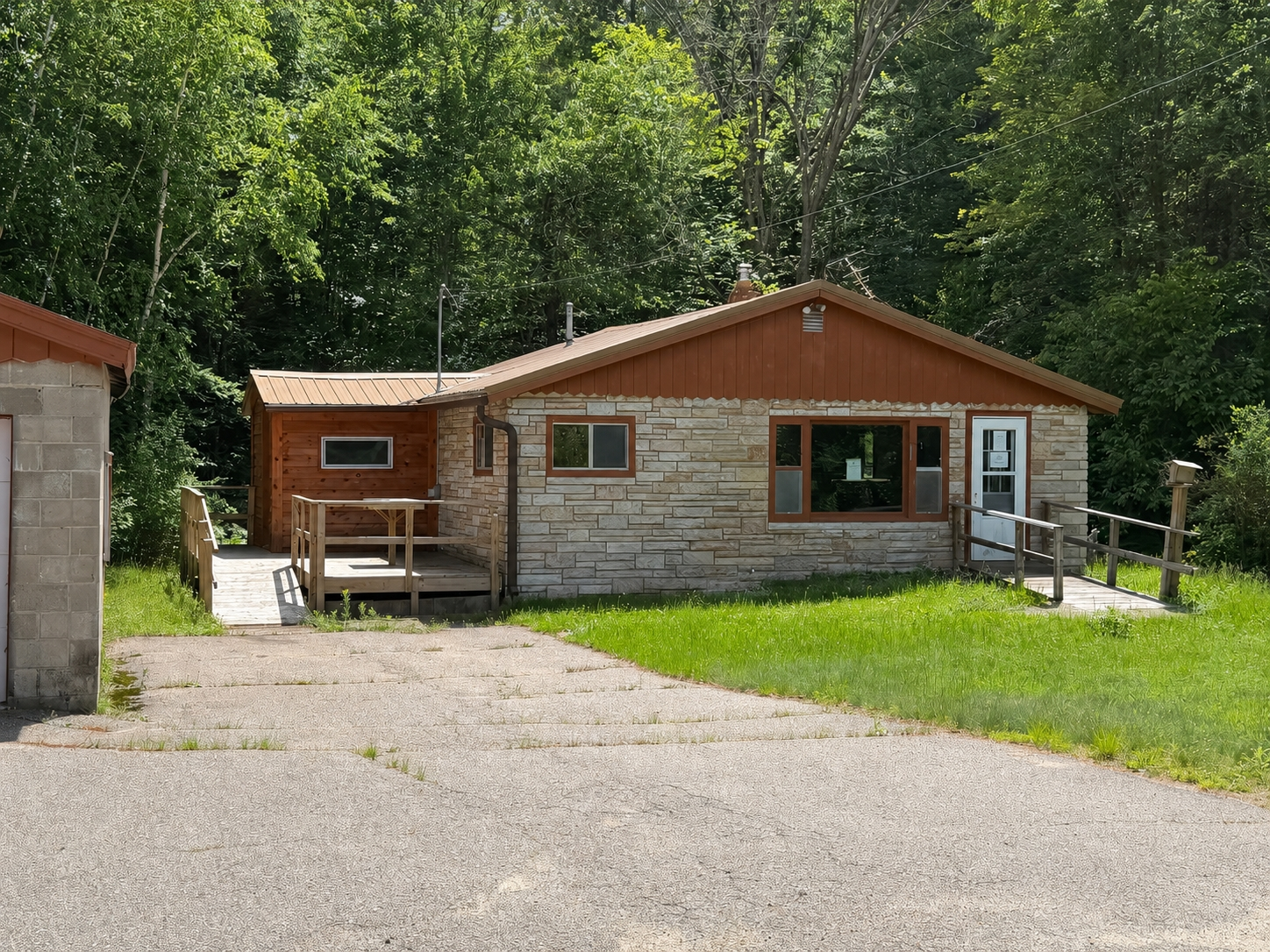 4421 River Bend Road, Rhinelander, WI 54501
