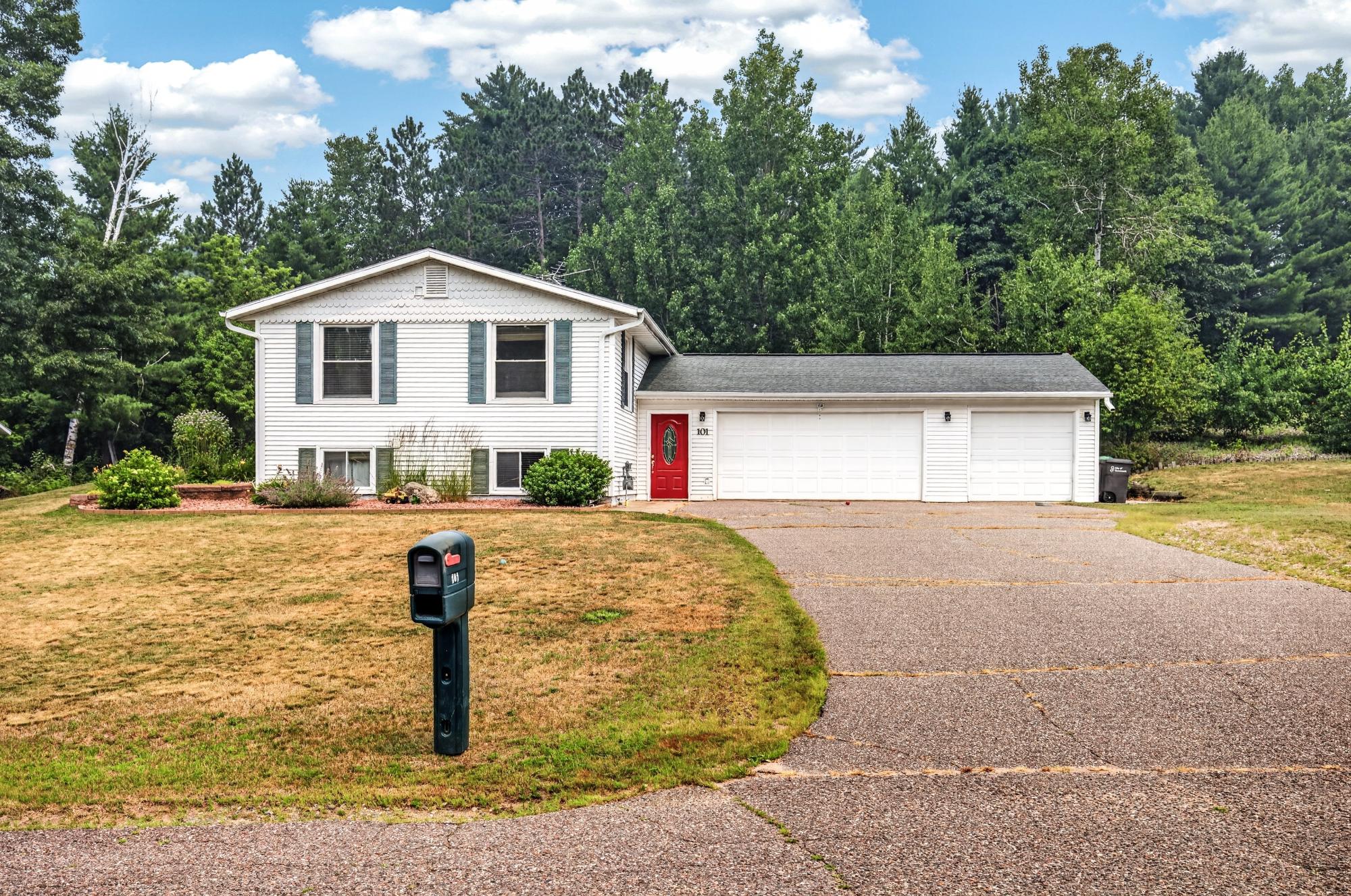 101 Hillcrest Dr — photo