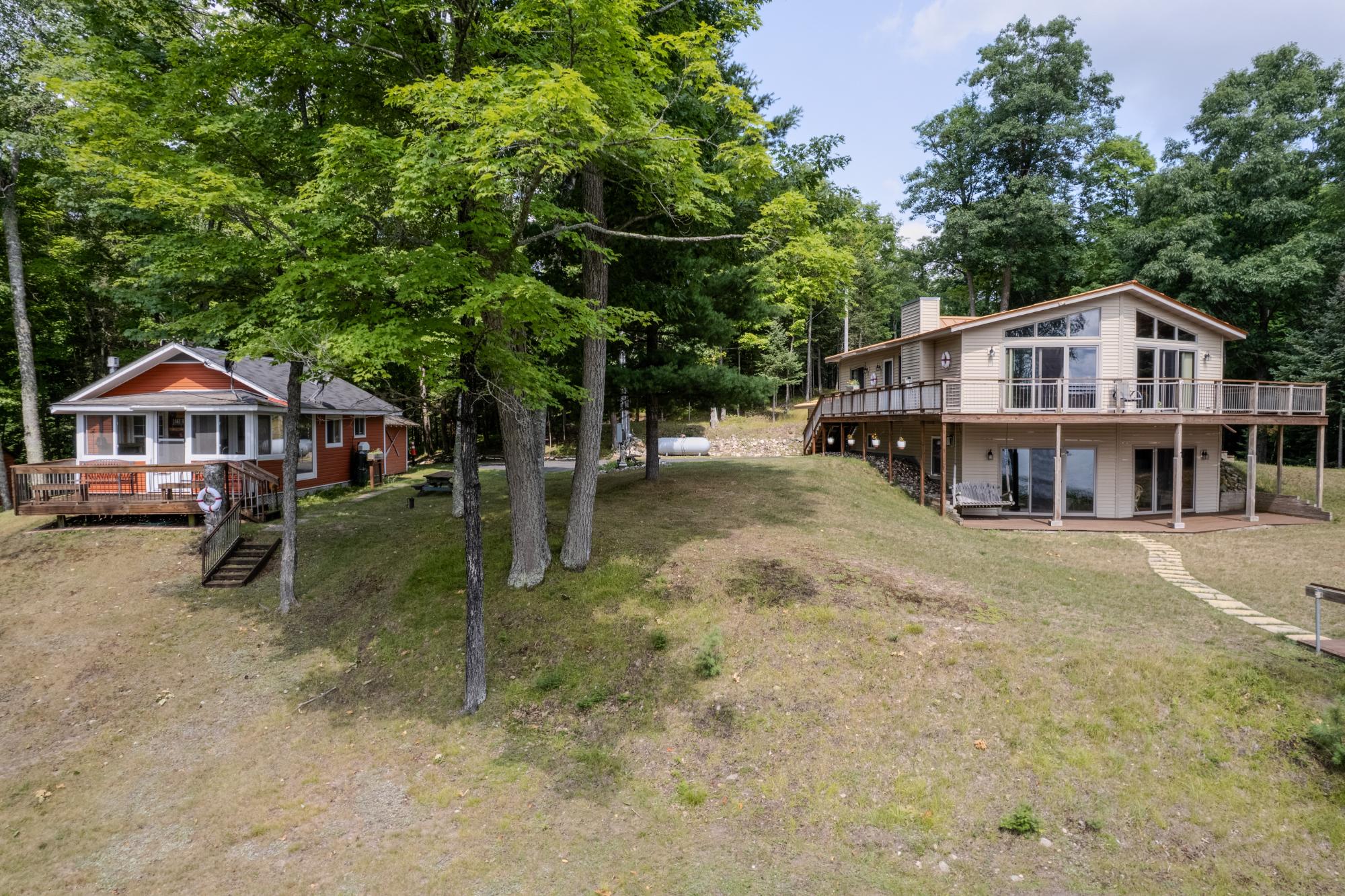 5548 Bertland Rd — photo