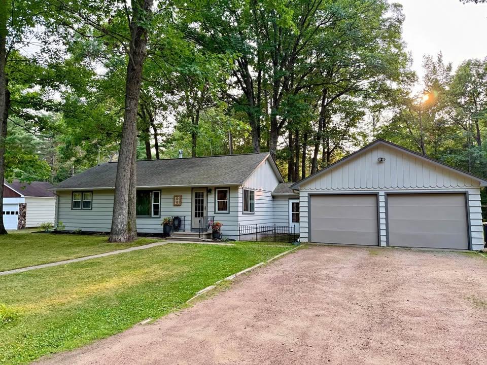 695 Meta Lake Rd — photo