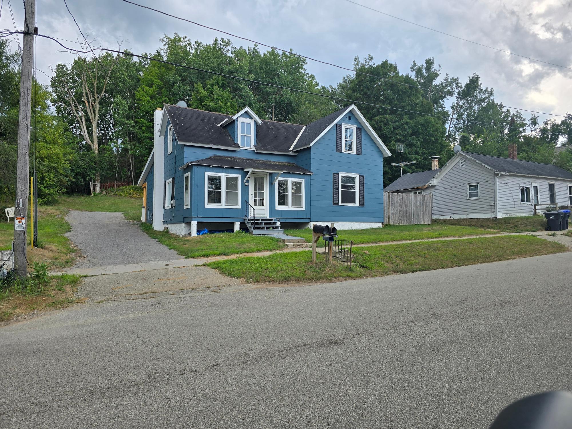 813 Tyler Ave — photo