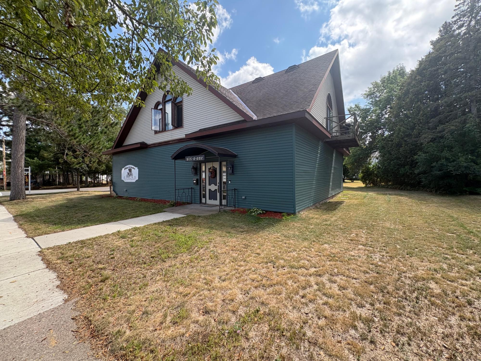 601 W Somo Ave — photo