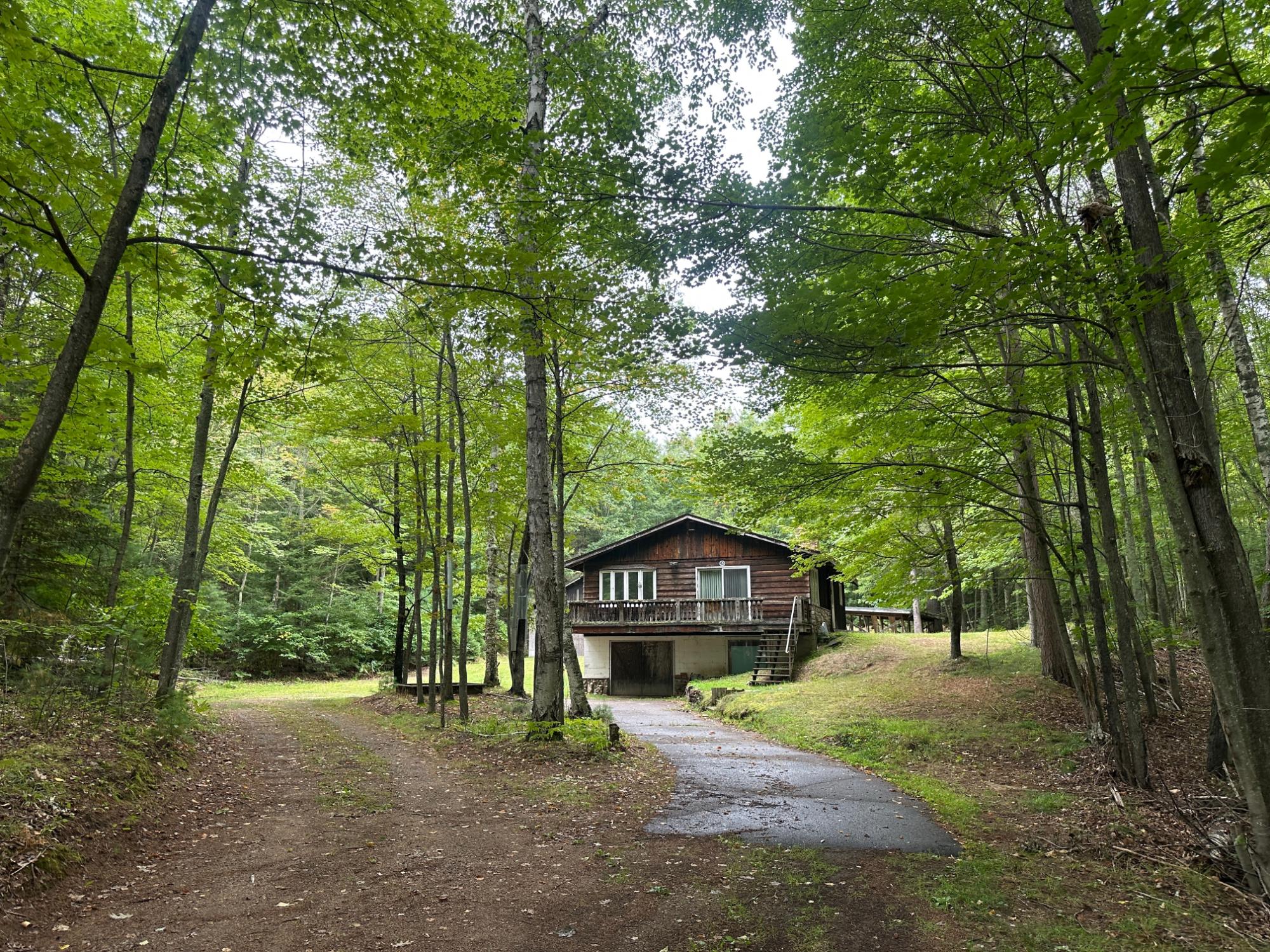 7787 Cth D — photo