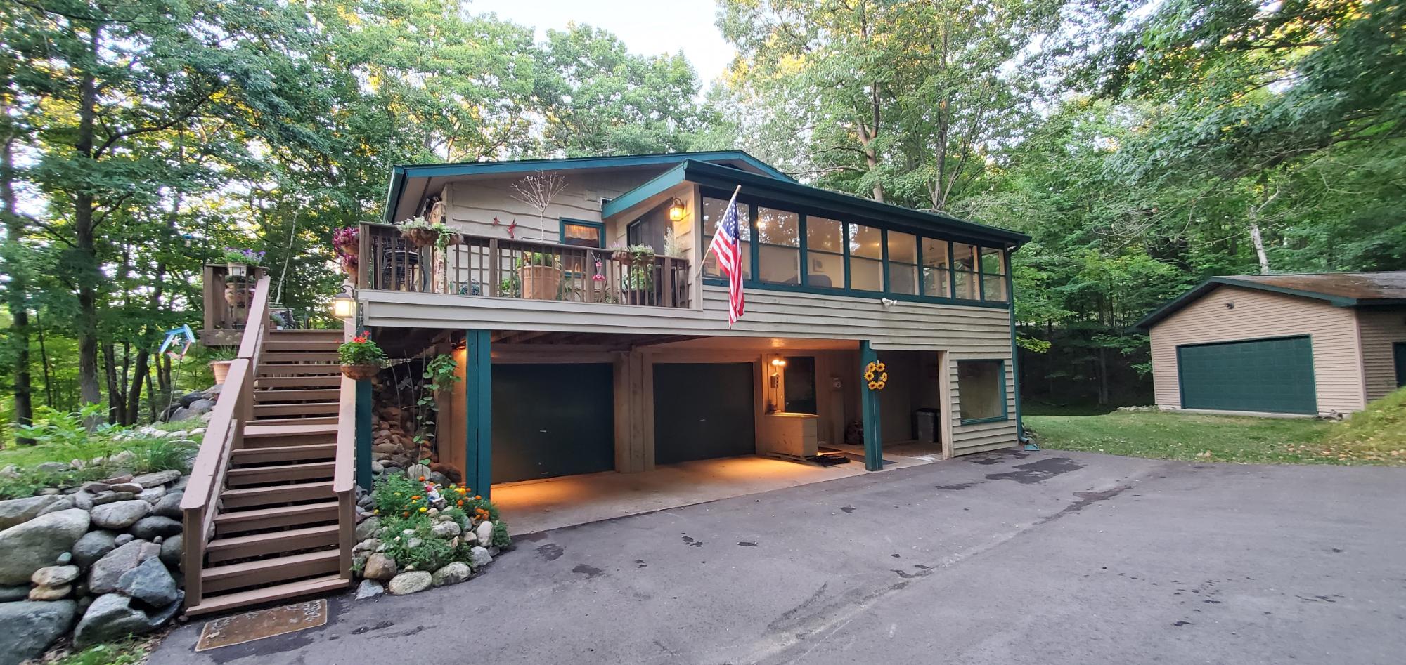 3459 Rocky Shores Rd — photo