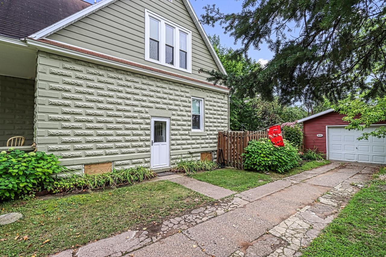 810 Randall Avenue, Rhinelander, WI 54501 — photo 2