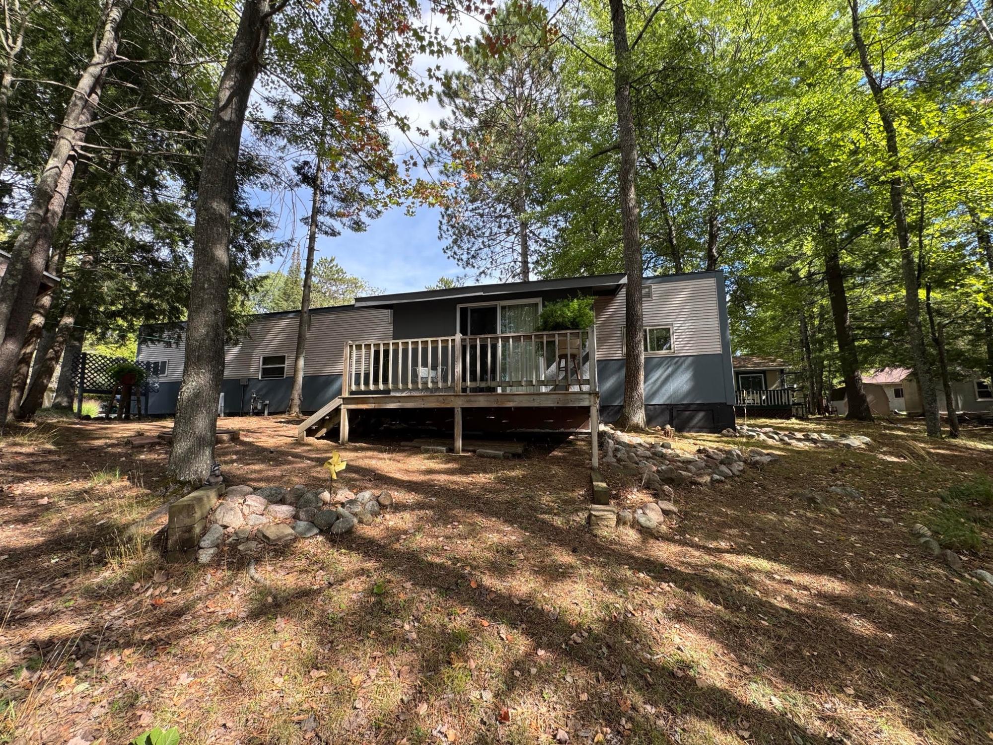 10820 Lake Shore Dr — photo