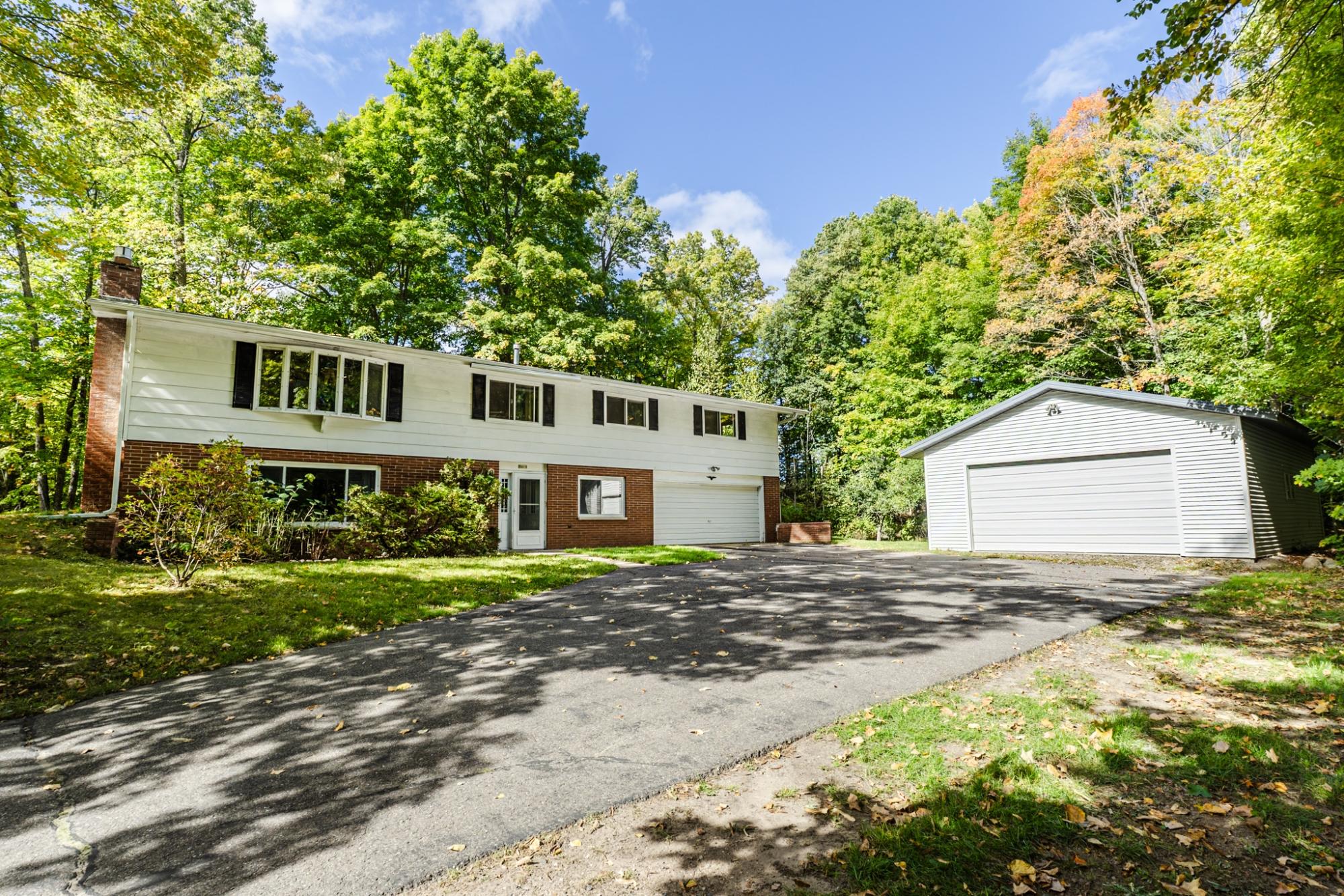 5610 Timber Lodge Rd — photo