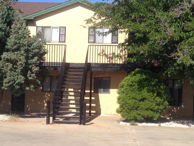 1202 NE Aspen #D — photo