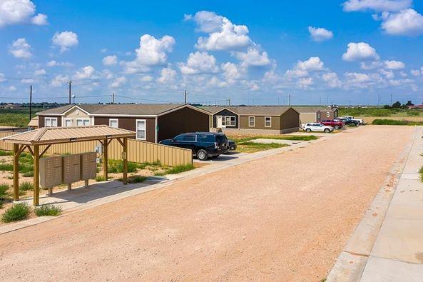 101 NW Legends Dr — photo