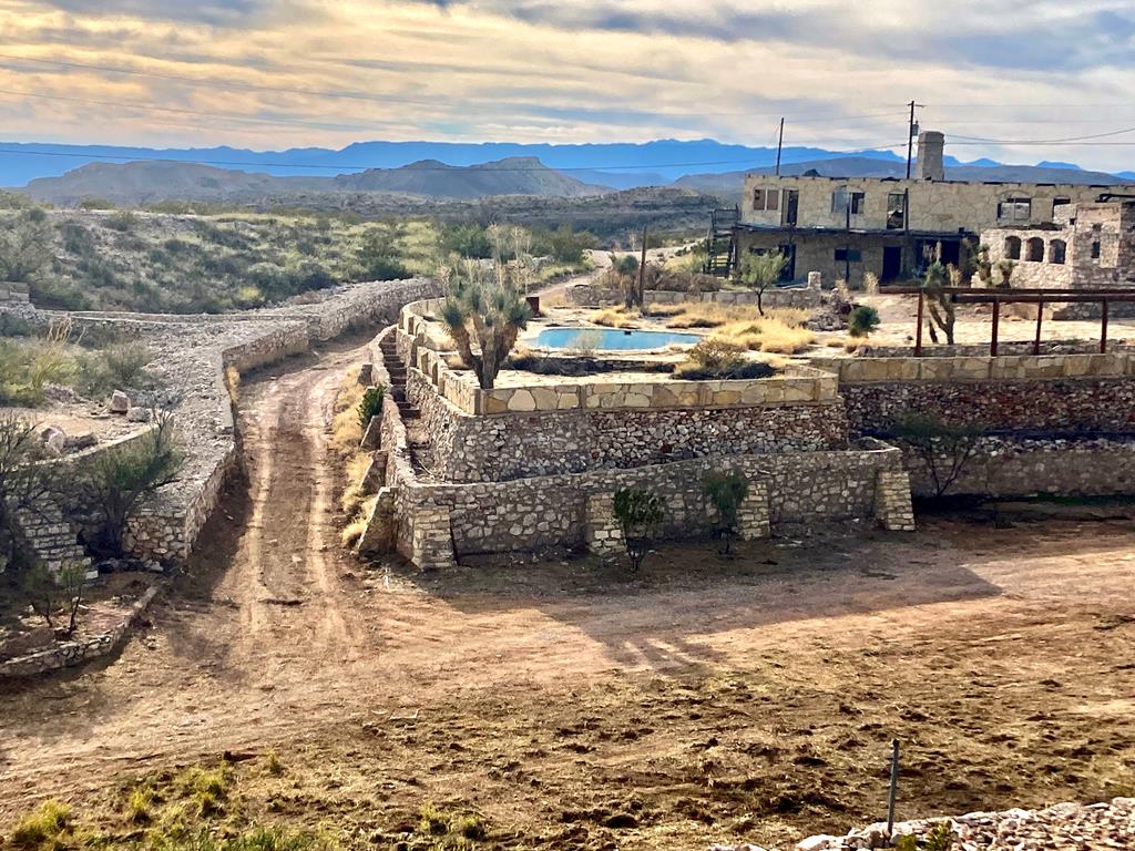1 Villa De La Mina Rd. — photo