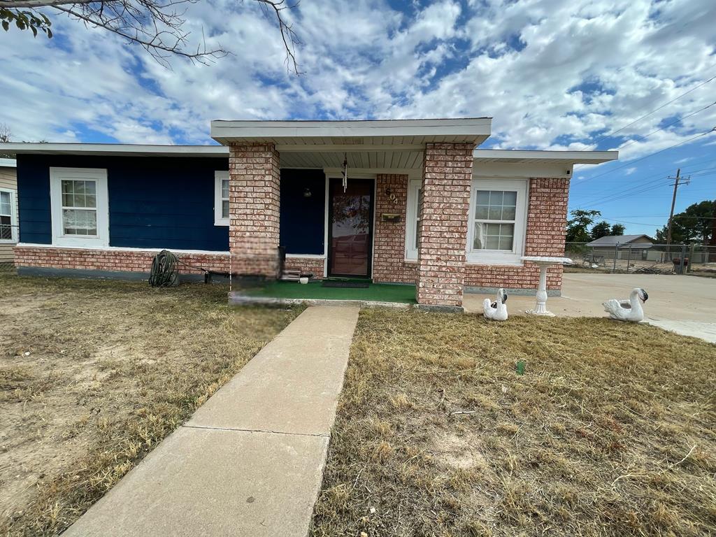 1604 N Jackson St — photo