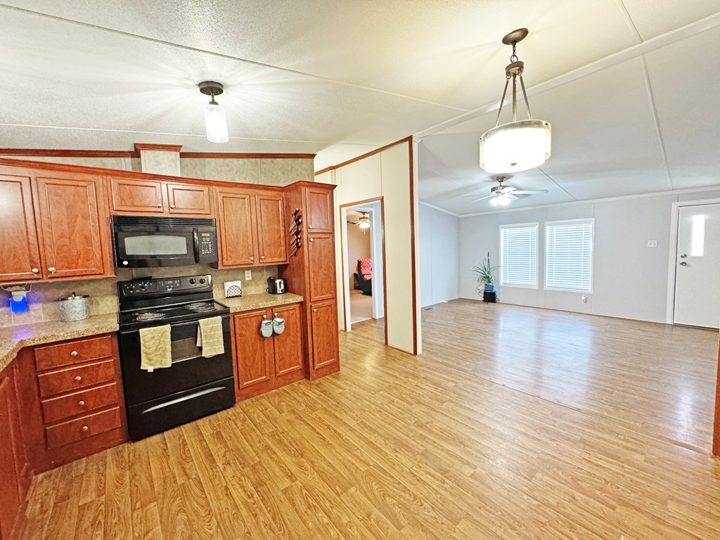 1700 E Ave I, Alpine, TX 79830 — photo 3