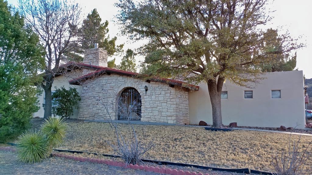 101 Hereford Dr — photo