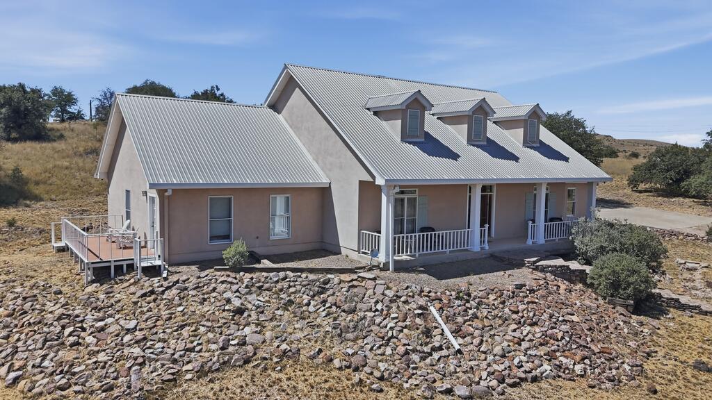 102 Clear View Drive — photo
