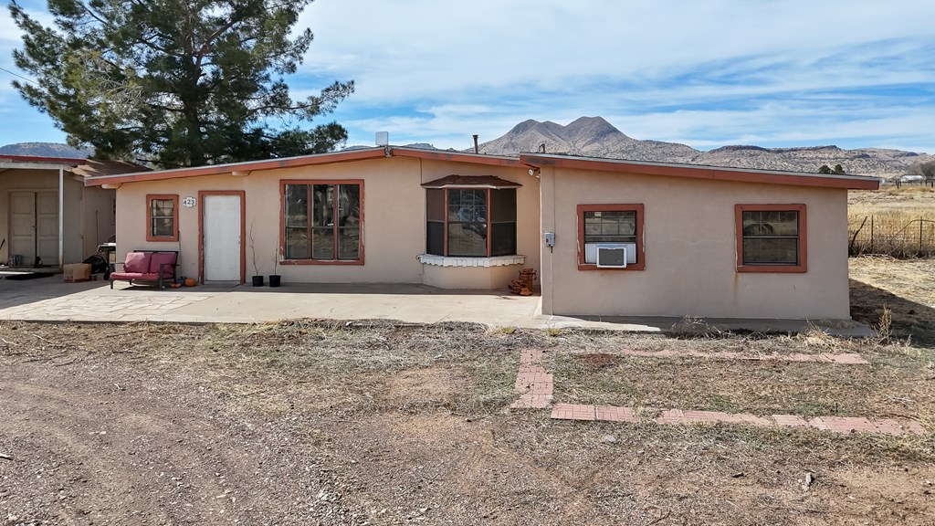 423 Mountain View Road, Alpine, TX 79830 — photo 2