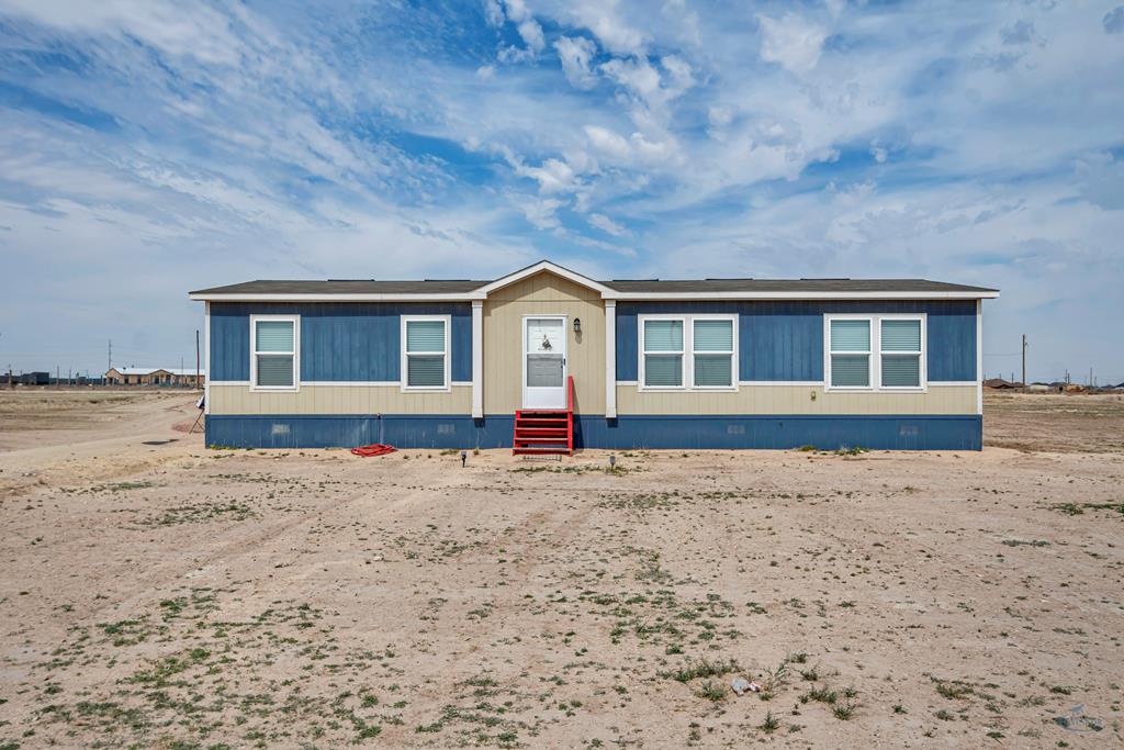 551 E Jp Teal — photo