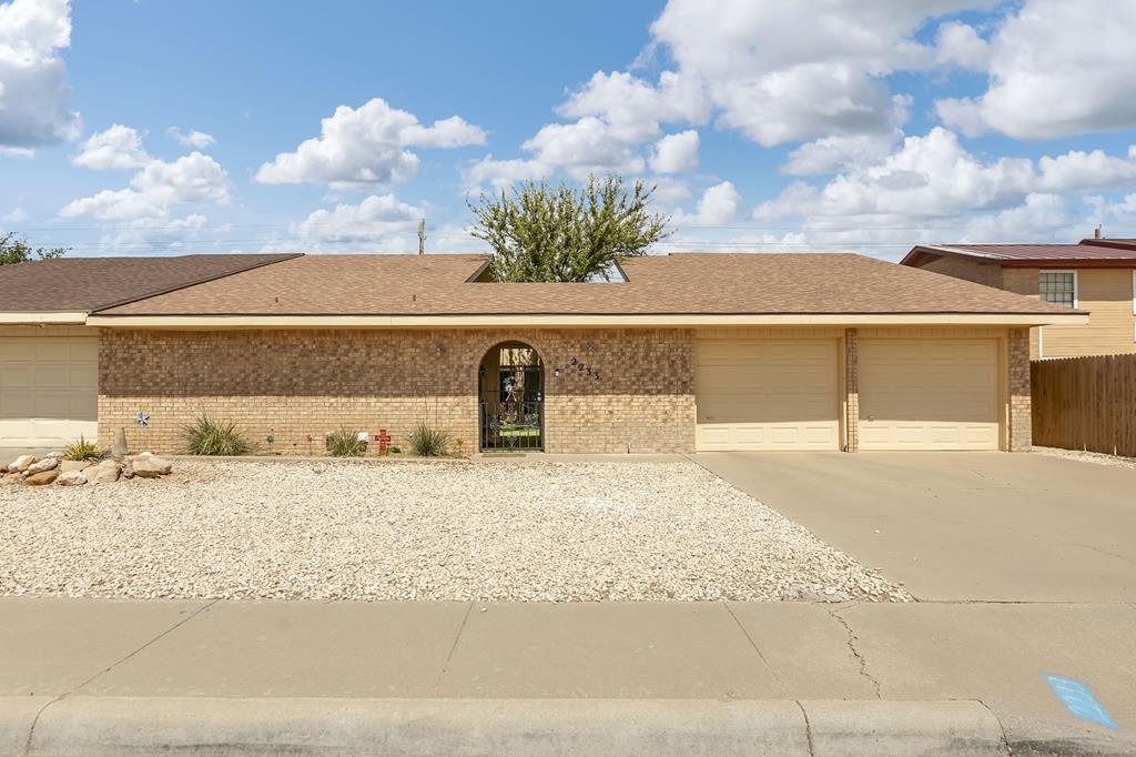 2233 Independence Drive — photo