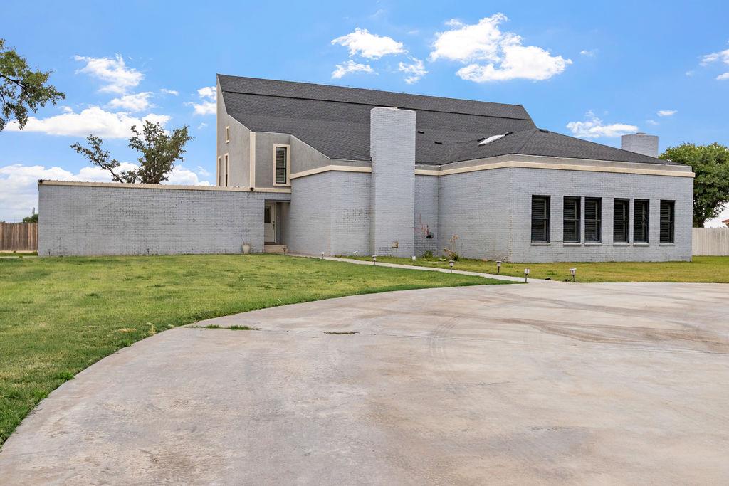 801 E County Rd 121 — photo