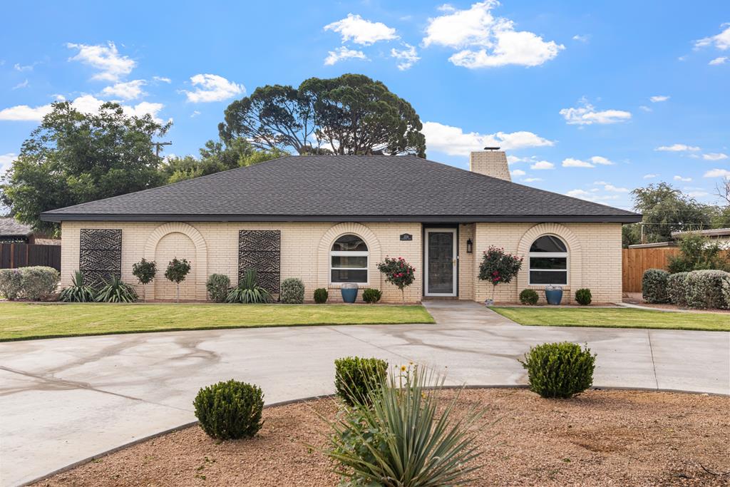 3216 Bainbridge Dr — photo
