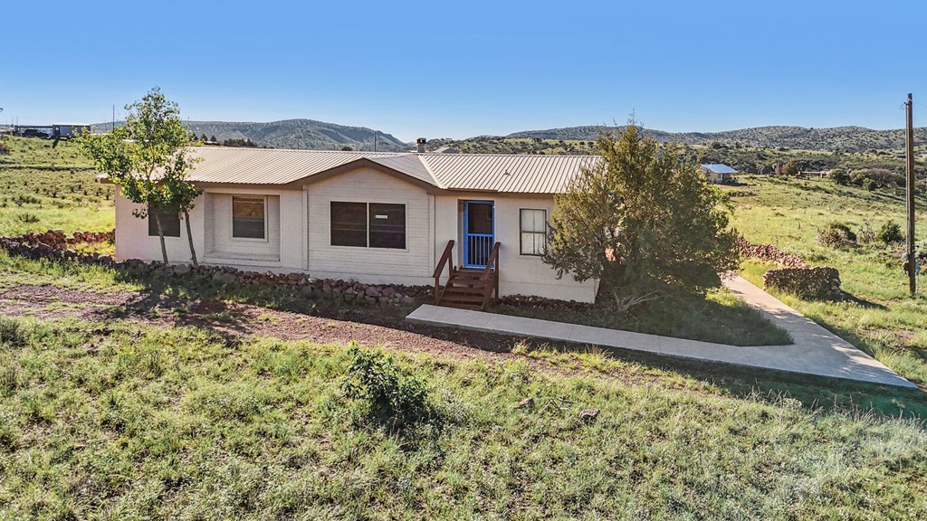 106 NW Ridge Line Drive, Fort Davis, TX 79734 — photo 2