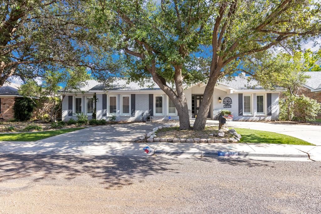 3959 Lakeside Dr — photo