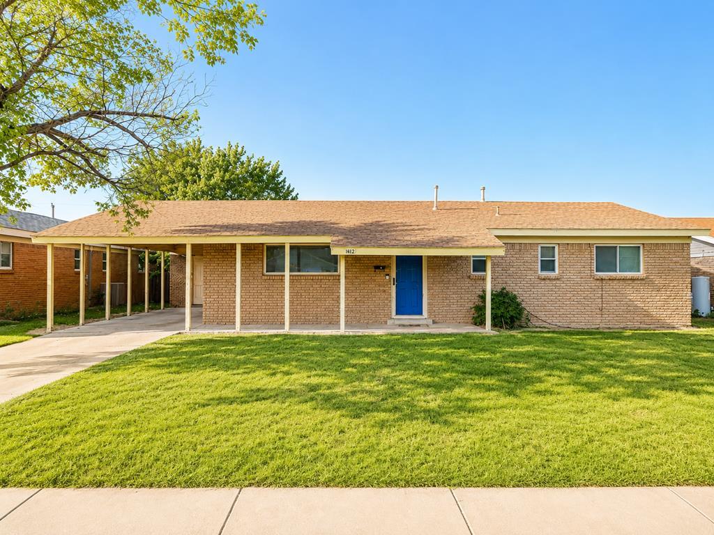 1412 Sandalwood Lane — photo