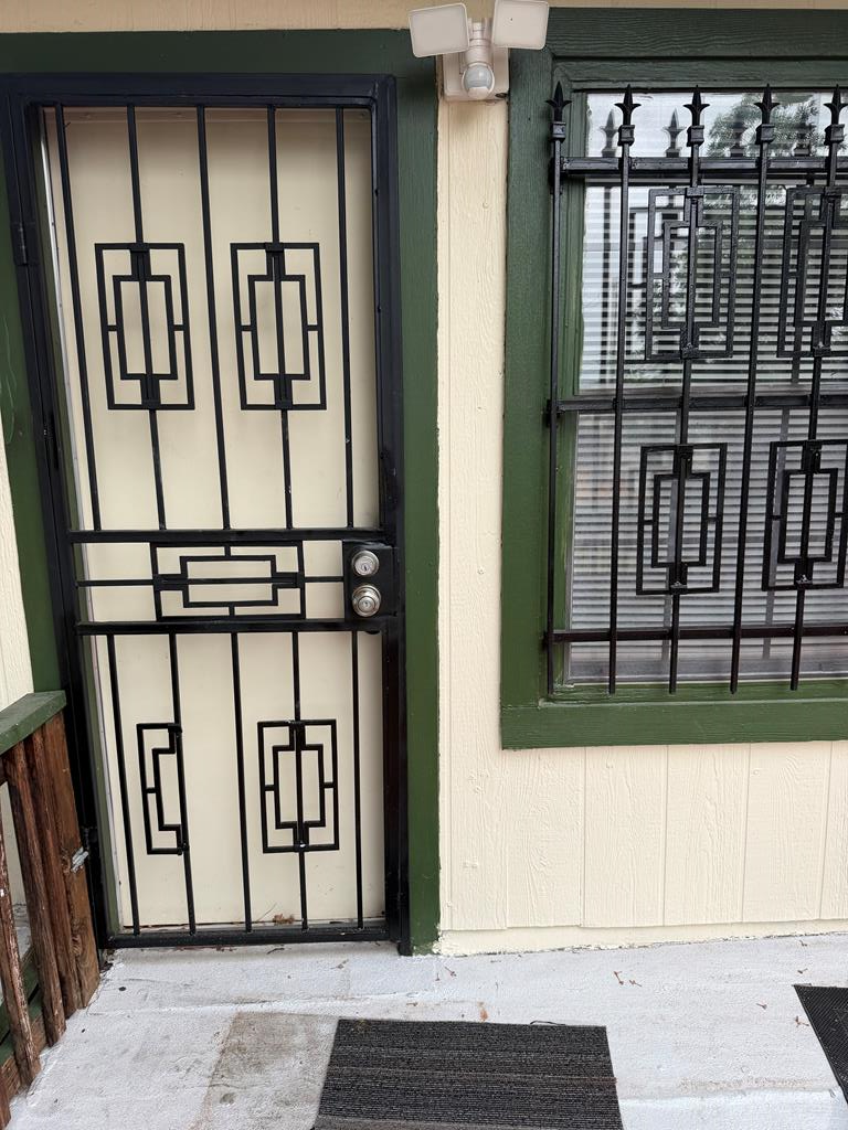 212 Orchard Dr # B — photo