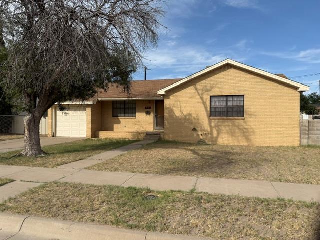 812 S Poplar — photo