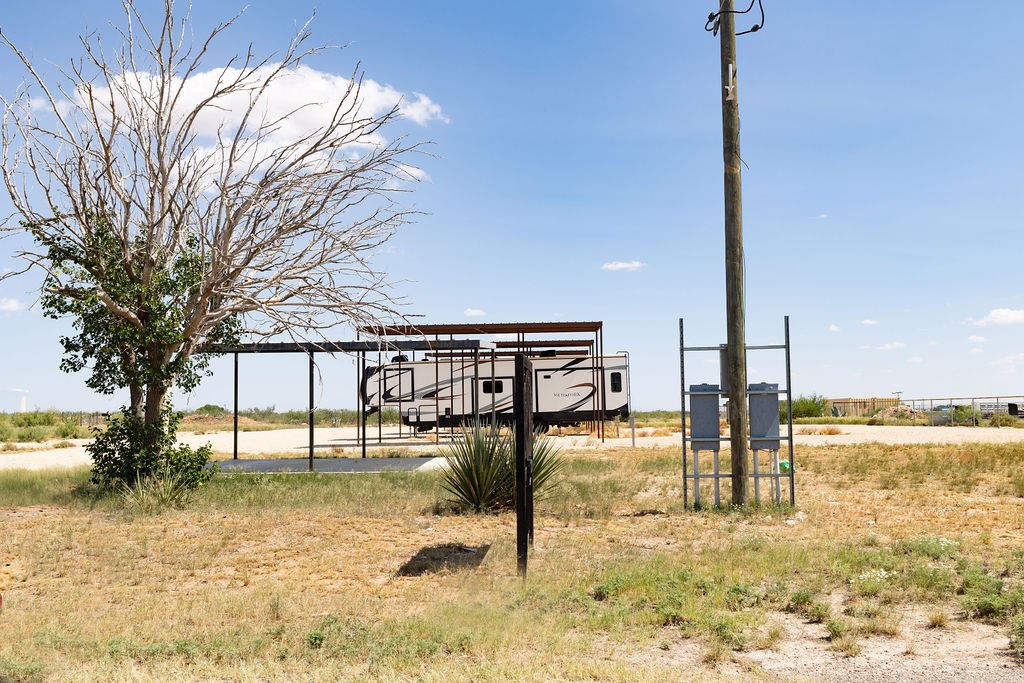 300 E 46th Street, Monahans, TX 79756 — photo 2