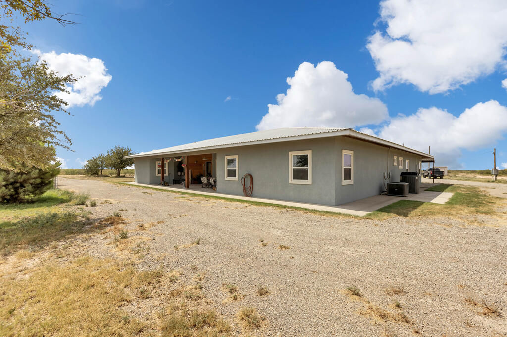 24501 S County Rd 1210 — photo