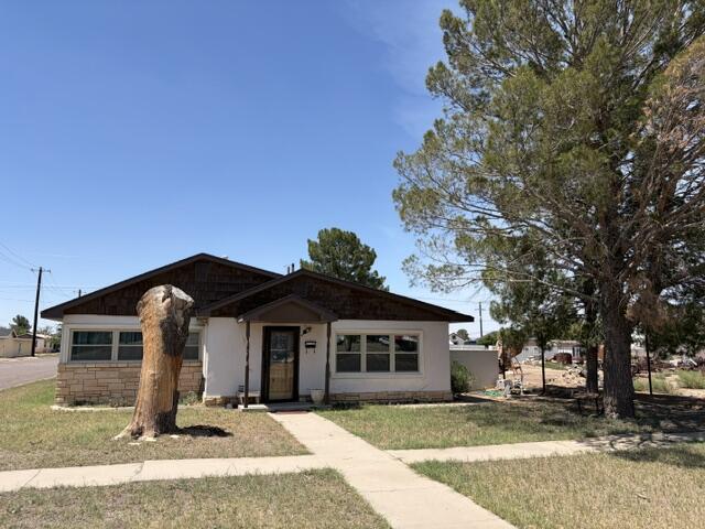 1723 W 6th St — photo