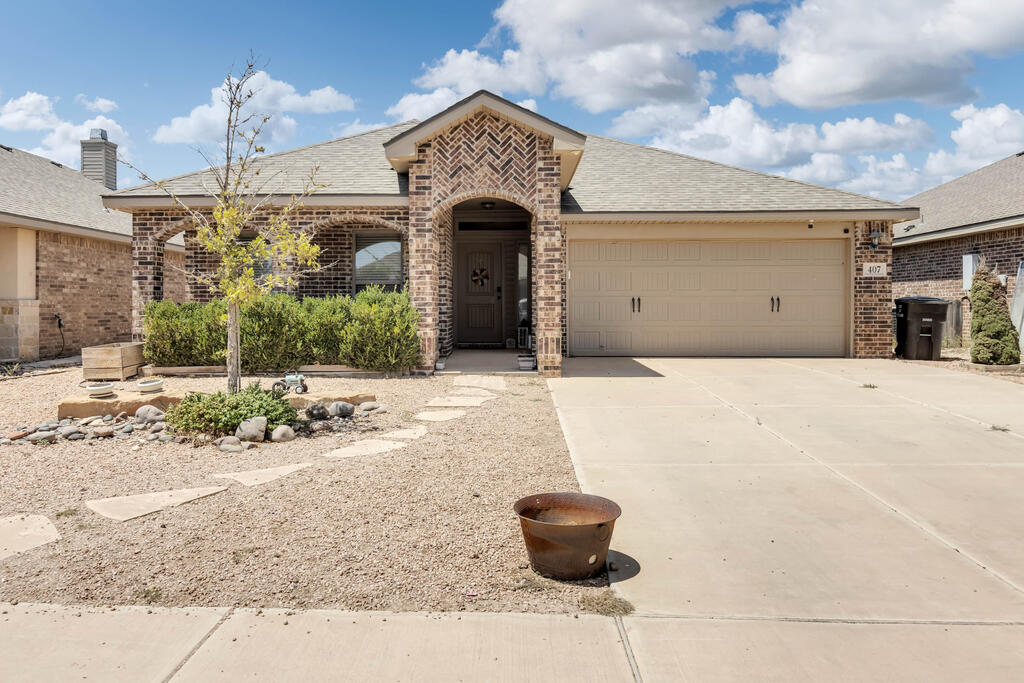 407 Mac Dr — photo