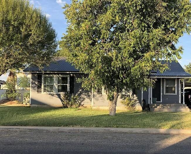 1002 S Katherine — photo