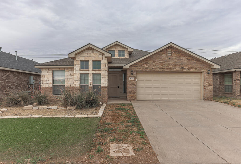 9703 Hawthorne Ct — photo